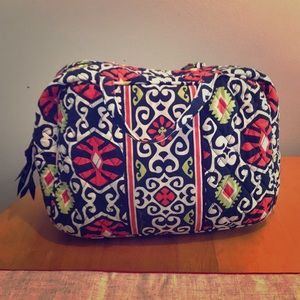 Vera Bradley toiletry bag
